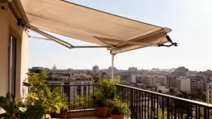 Markiza zaciskowa na balkon