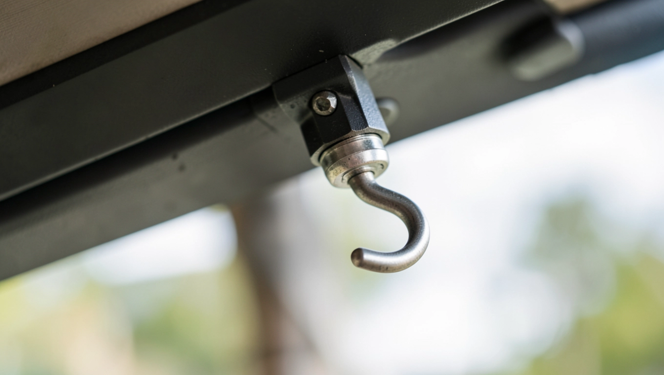 Przegub i hak w korbie markizowej