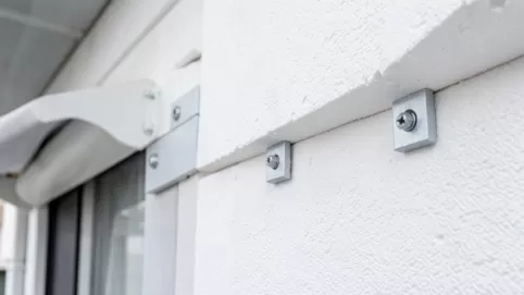 Kotwy do montażu markizy