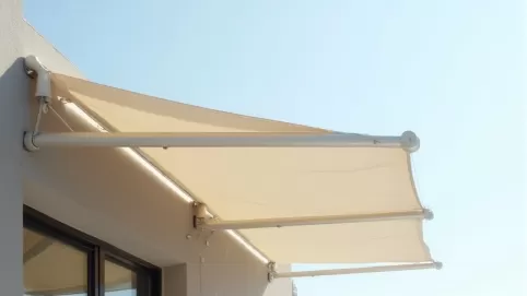 Montaż markizy